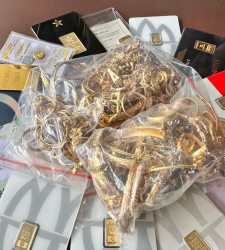 En Ahorrojoyas, cada evaluación se realiza bajo criterios técnicos y profesionales, ofreciendo un servicio orientado a quienes buscan vender oro, plata o joyas de forma segura en Paraguay.