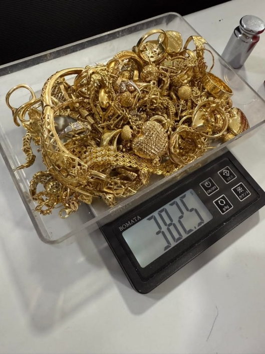 Descubrí qué tener en cuenta al vender oro y plata en Paraguay. Conocé cómo se calcula el valor de tus piezas y dónde realizar una tasación profesional.