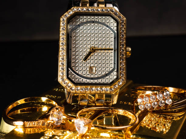 Obtené dinero al instante empeñando joyas de oro y plata en Paraguay. Tasación profesional, máxima seguridad y préstamos prendarios rápidos en AhorroJoyas.