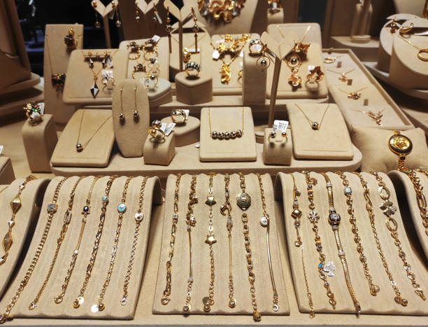 Para resolver este problema, existe una alternativa excelente, formal y muy conveniente: la venta de joyas en consignación en Paraguay.